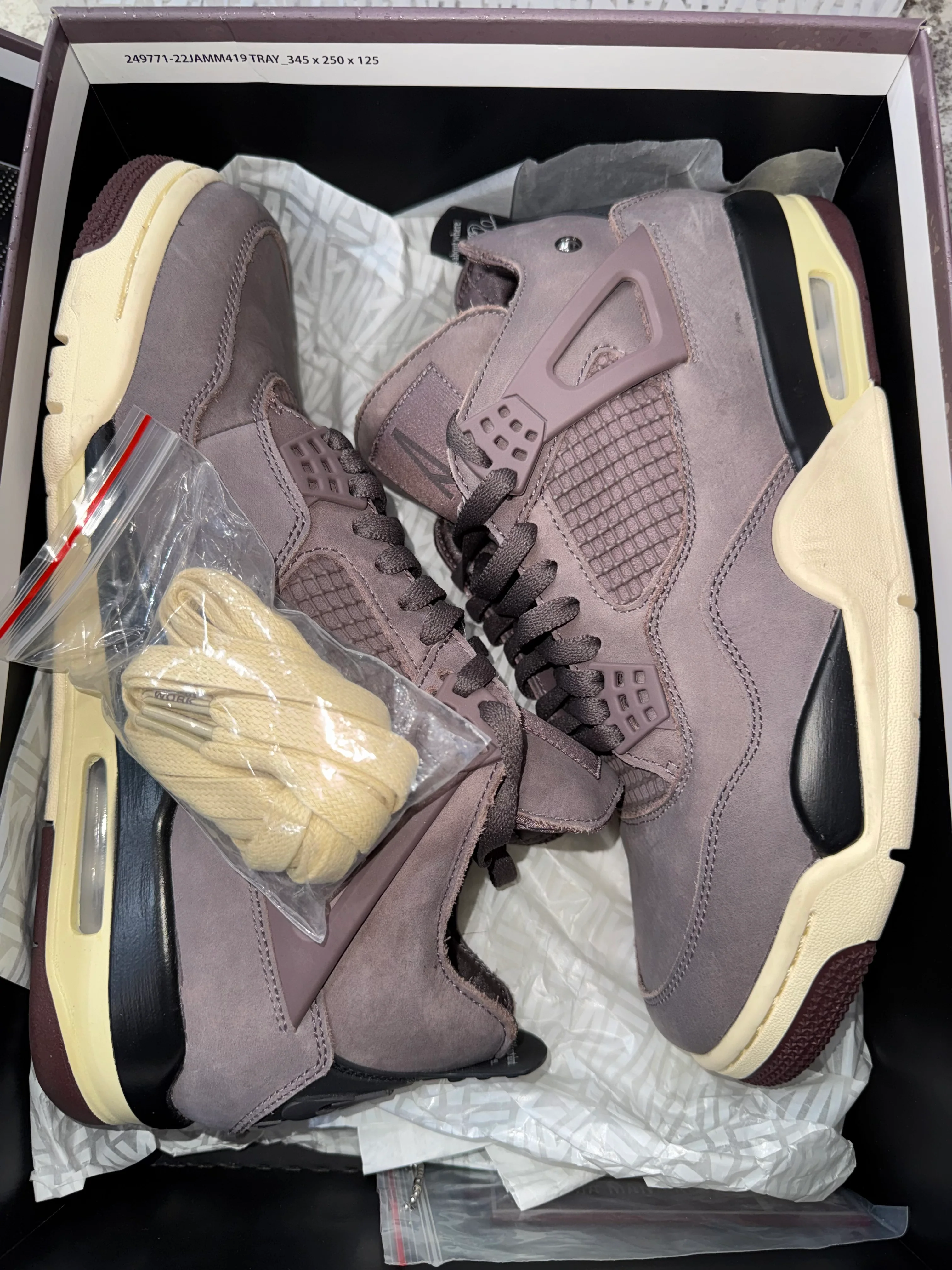 Jordan 4 Retro SP A Ma Maniére Violet Ore - Image 2