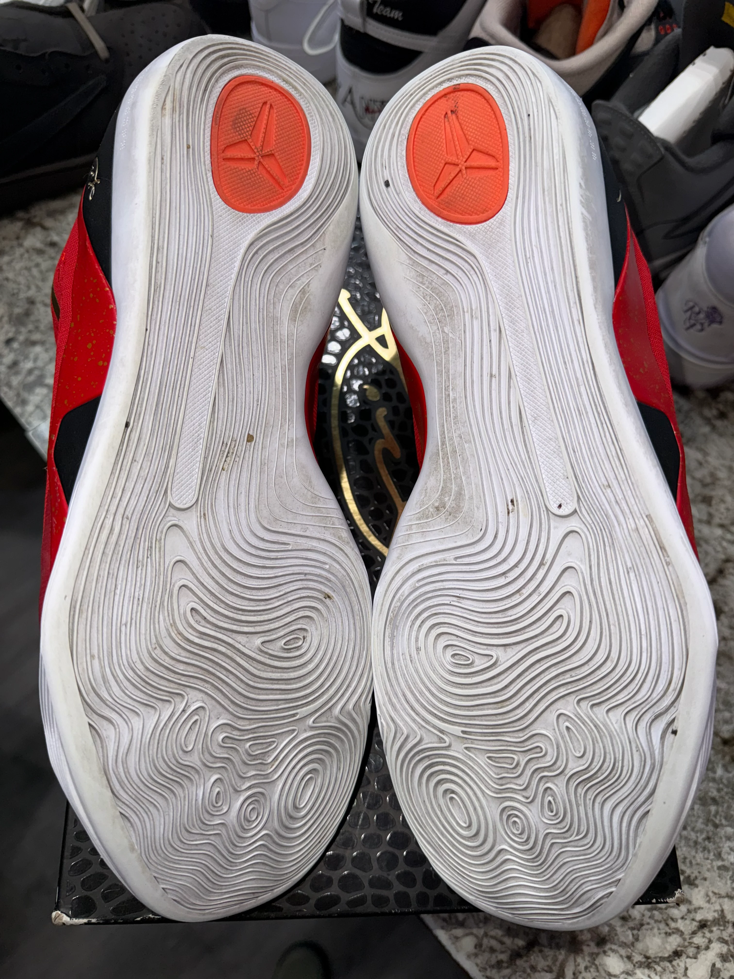 Nike Kobe 9 EM Low Protro China - Image 4